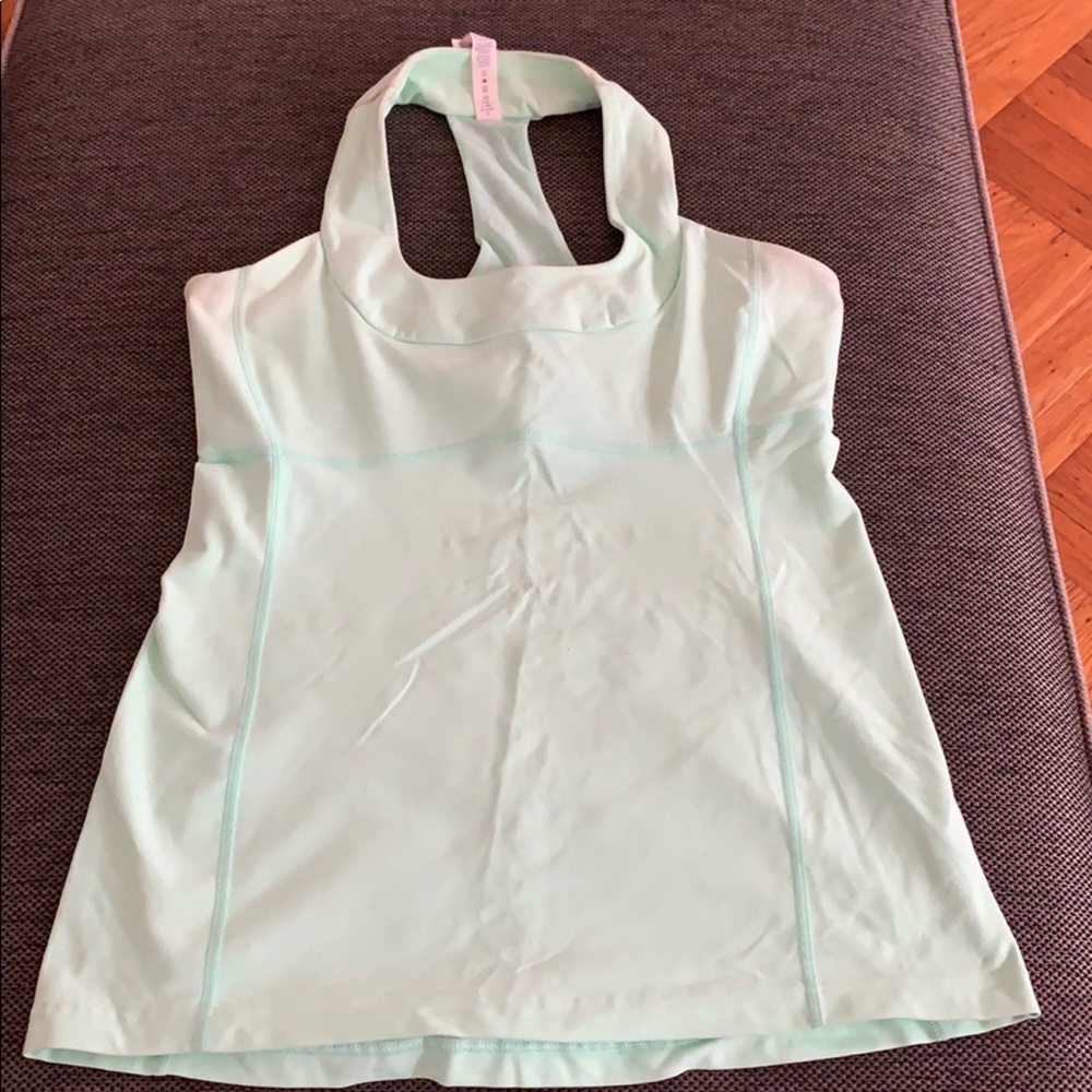 Lululemon athletic top